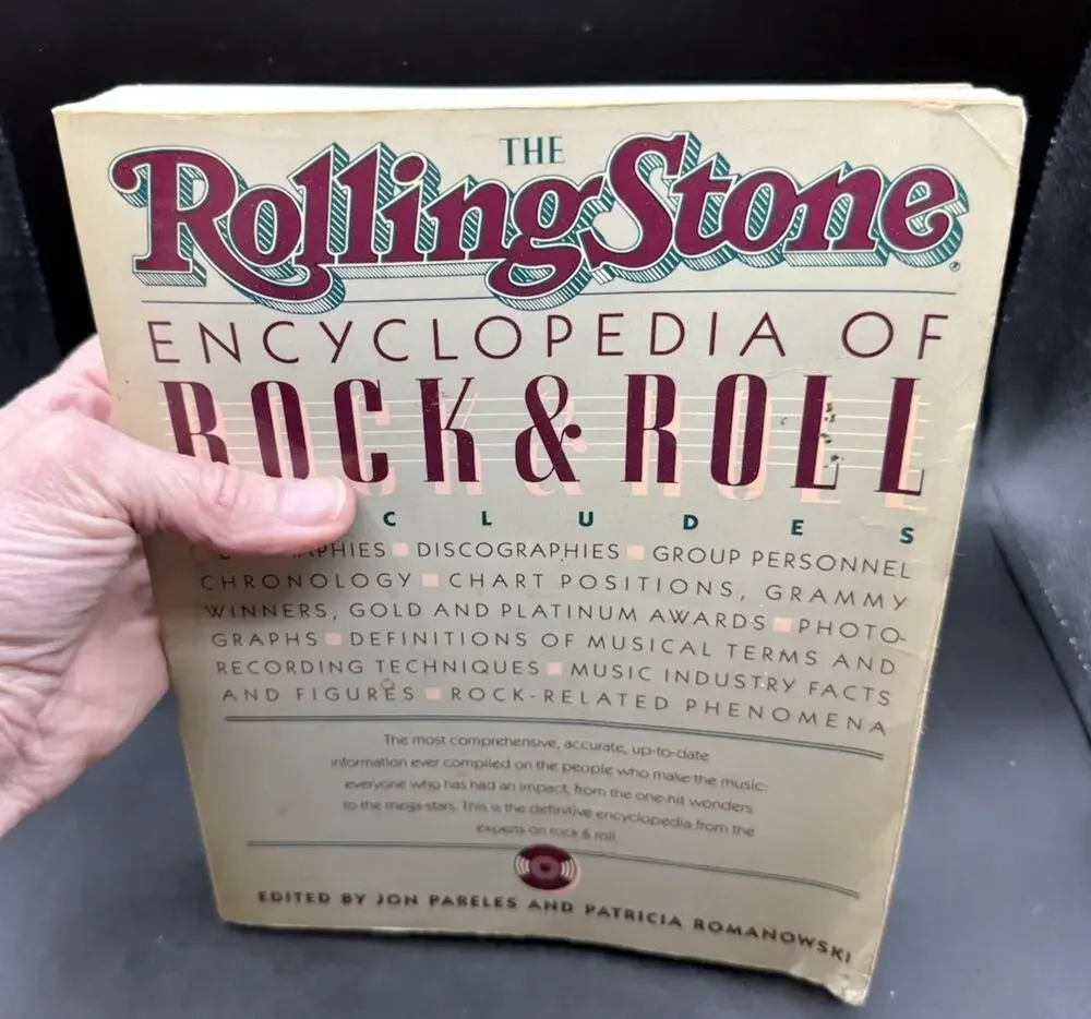 Rolling Stone Encyclopedia of Rock & Roll: VINTAGE 1983 - 1ST EDITION, Paperback
